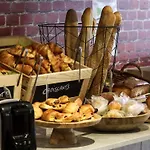 Ibis Styles Lille En Baroeul Hotel