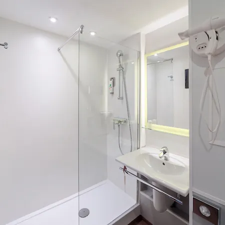 Ibis Styles Lille En Baroeul מארק-אן-בראואל