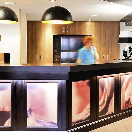 Ibis Styles Lille En Baroeul 마르크앙 바롤