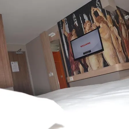 Hotel Ibis Styles Lille En Baroeul
