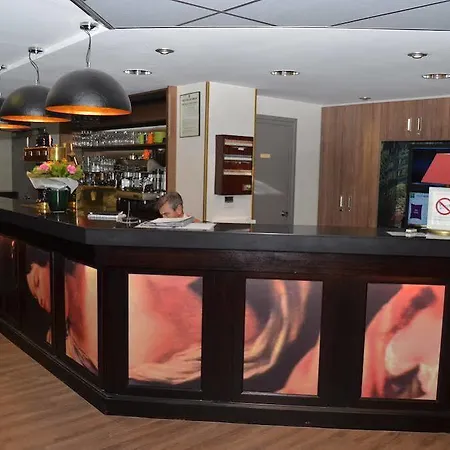 Ibis Styles Lille En Baroeul Hotel 3*