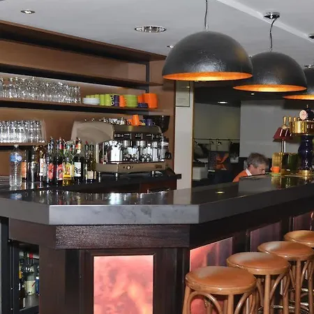 Ibis Styles Lille En Baroeul מארק-אן-בראואל