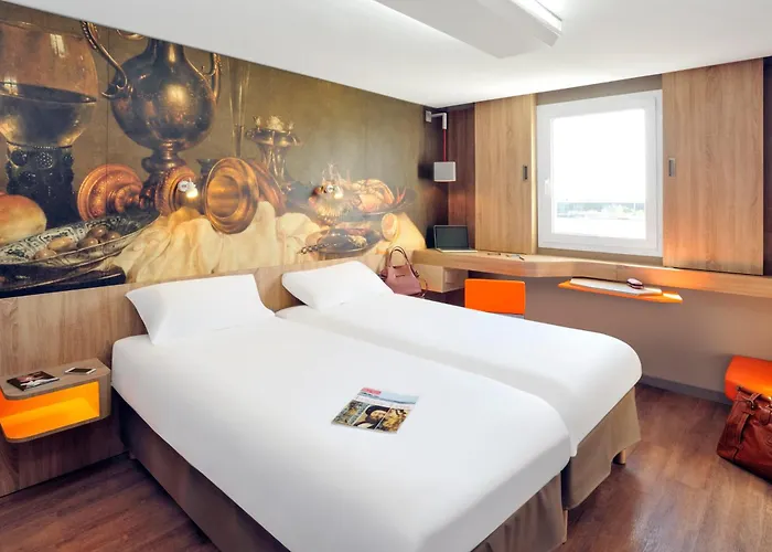 Ibis Styles Lille En Baroeul Hotel