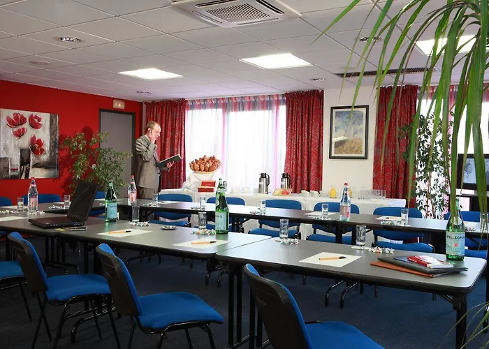 Ibis Styles Lille En Baroeul Hotel 3*